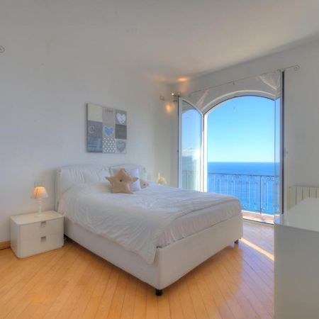 Villa Ischia Attico Sul Mare A Verezzi Borgio Verezzi Luaran gambar