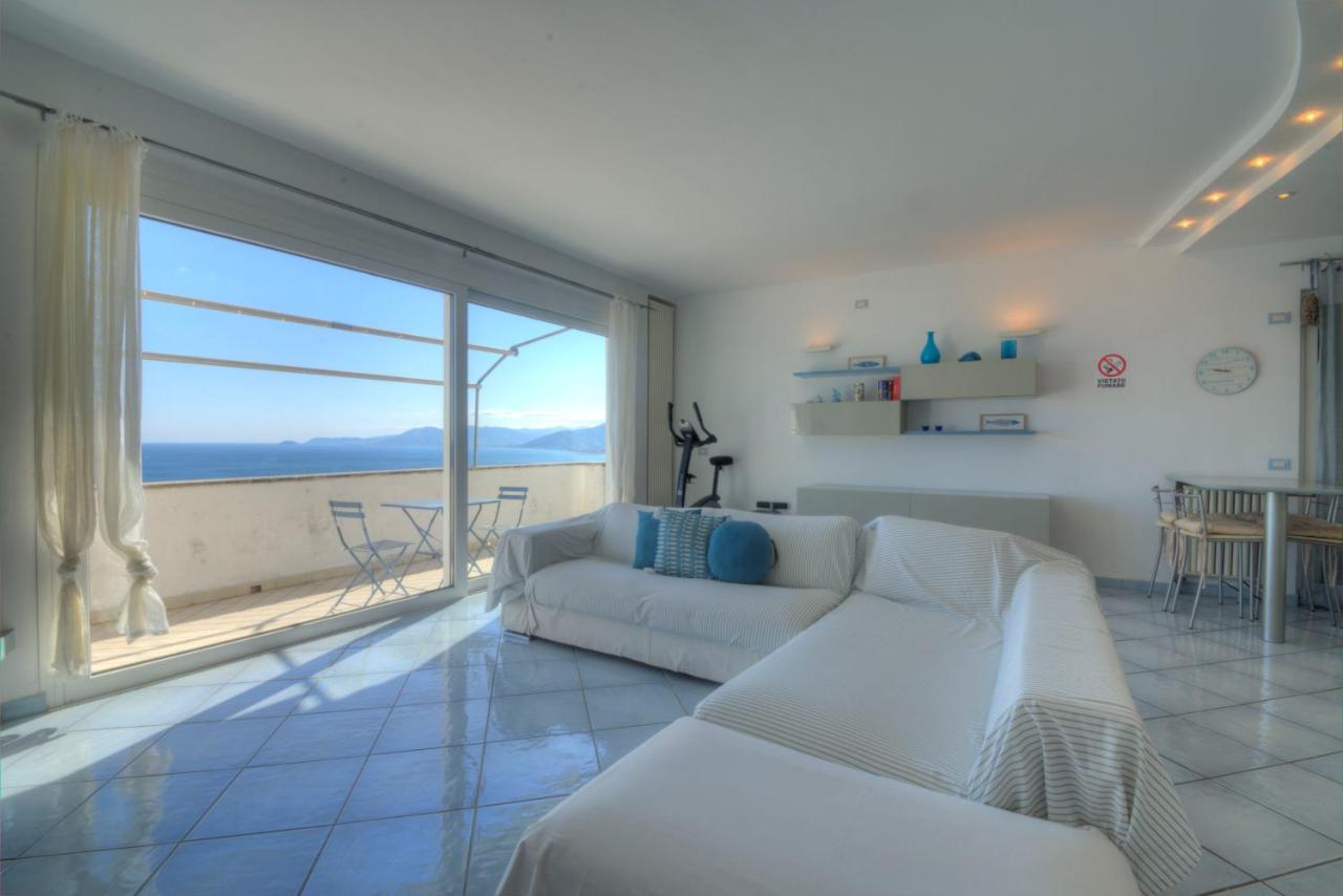 Villa Ischia Attico Sul Mare A Verezzi Borgio Verezzi Luaran gambar